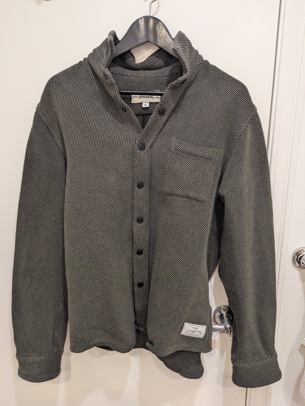 Anian Service Shirt